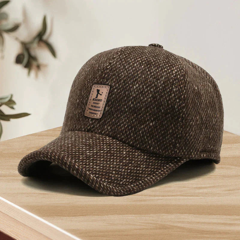 Winter-Baseballmütze mit Ohrenschützern
