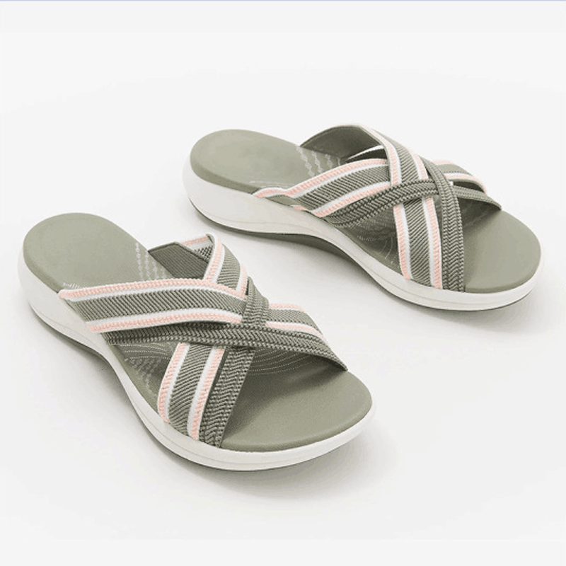 Dehnbare weiche und bequeme Sandalen