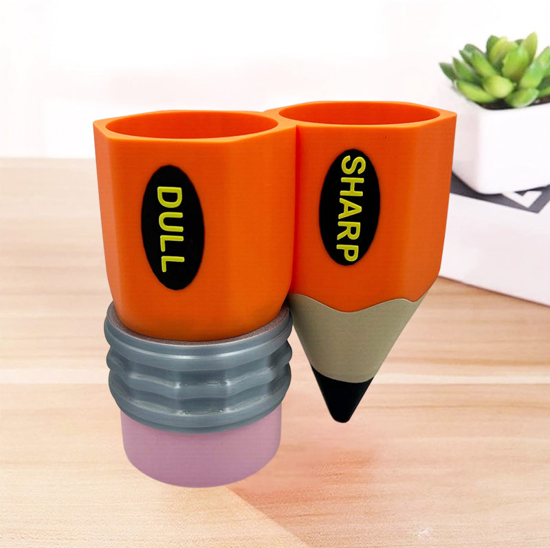 Kreativer Stifthalter in Bleistiftform